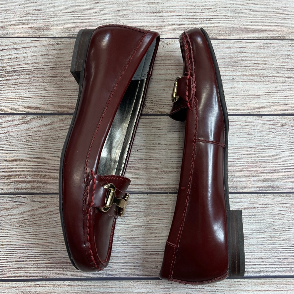 Ros Hommerson Regina Burgundy Leather Slip On Loafers EUC Size 7 - Picture 3 of 10